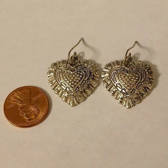 Vintage Women's Heart Silver Tone Dangle Drop Earrings - Picture 3 of 11